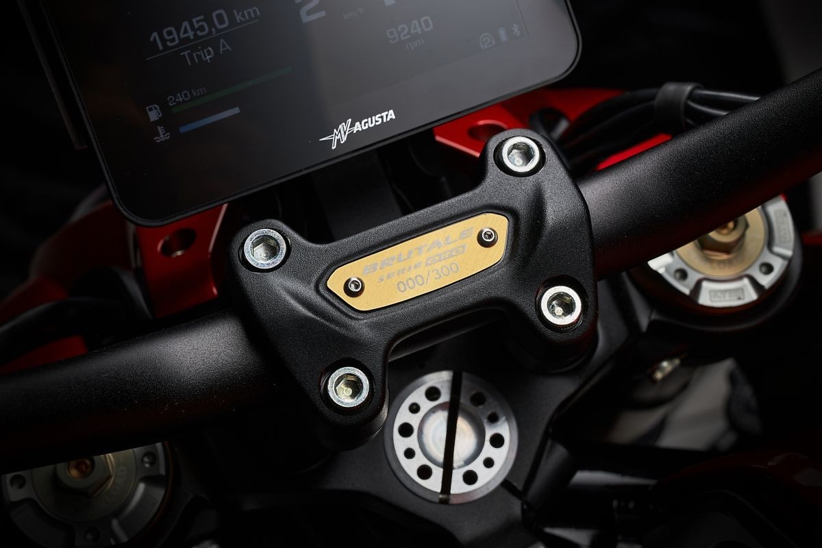MV Agusta Brutale Serie Oro: 27.000 euro per 300 esemplari